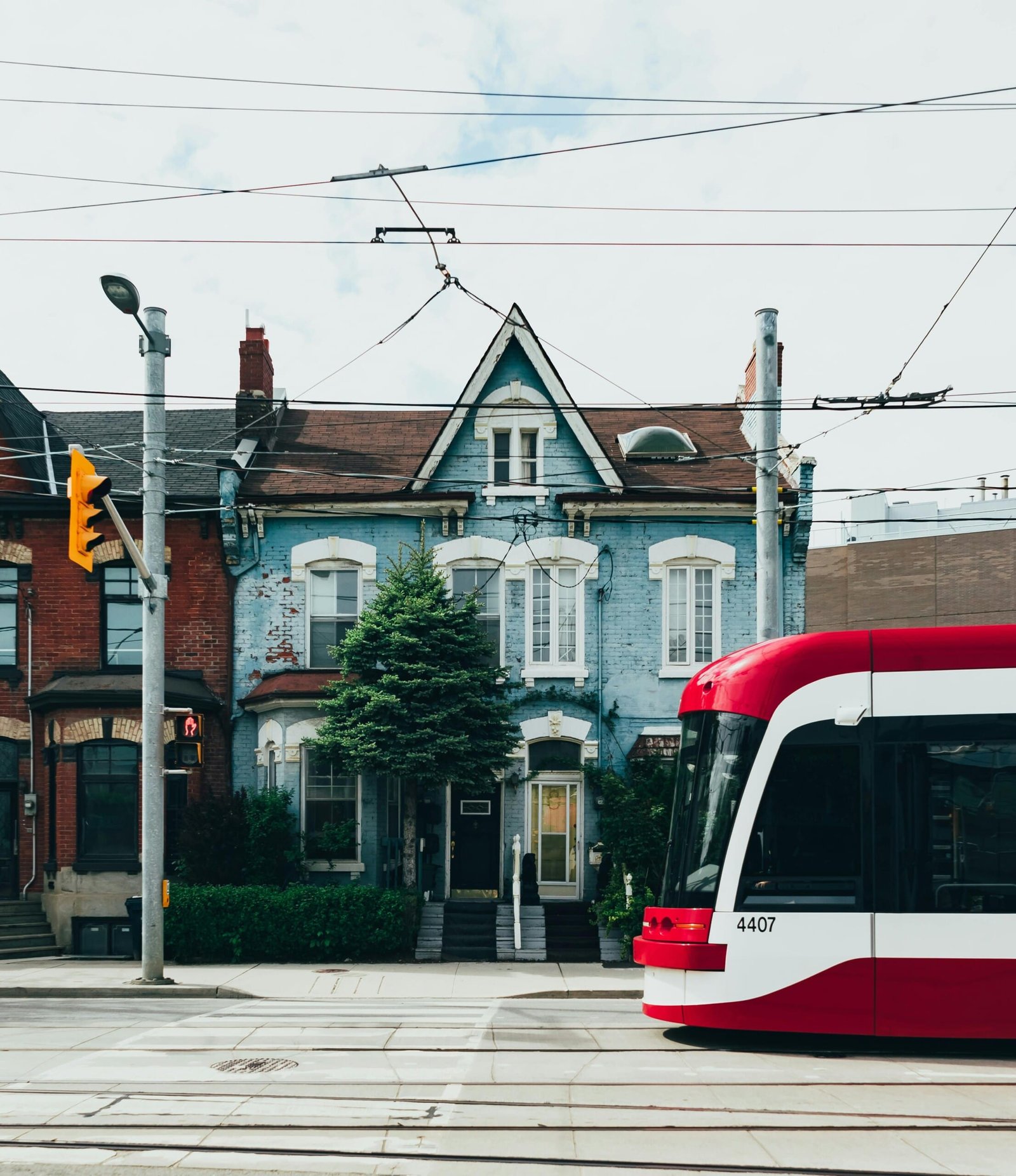 Canada's Express Entry Draw on May 12, 2025: 511 ITAs Issued to Provincial Nominees